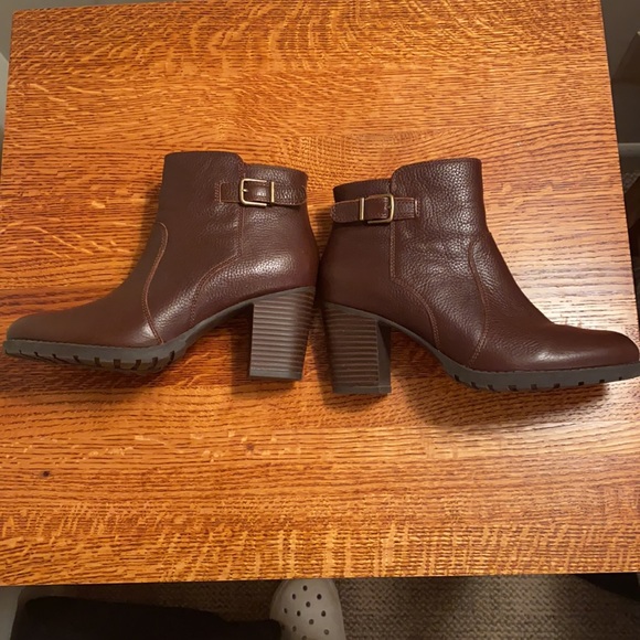 Clarks Softspots booties- excellent - Picture 5 of 8